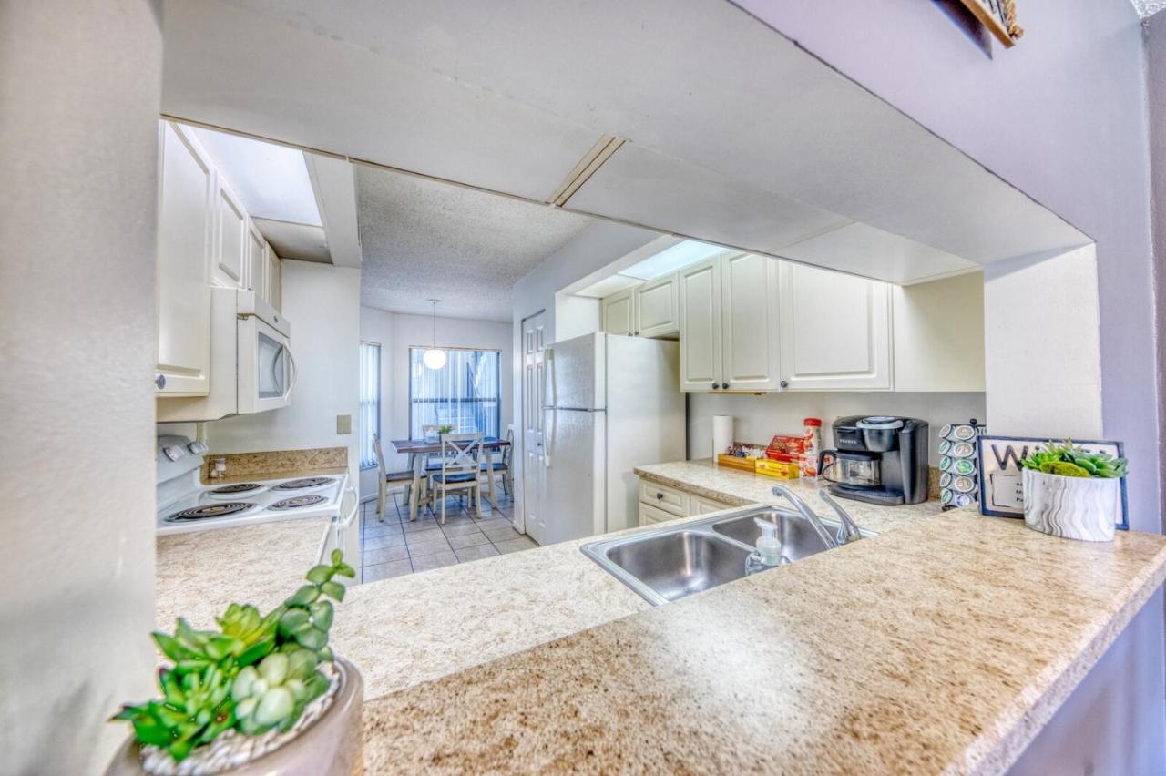 Shorewalk Full Condo Lake View Near To Beach Img برادنتون المظهر الخارجي الصورة