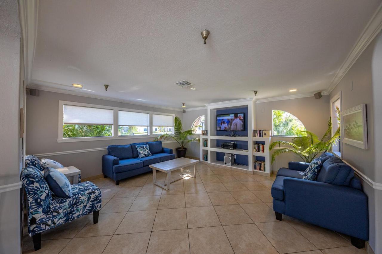 Shorewalk Full Condo Lake View Near To Beach Img برادنتون المظهر الخارجي الصورة